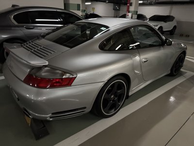 PORSCHE 911 - 4