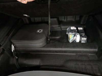 MERCEDES-BENZ EQS - 9