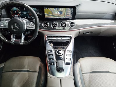 MERCEDES-BENZ AMG GT - 5