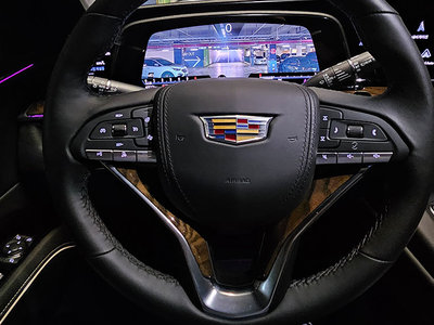 CADILLAC ESCALADE 5TH GENERATION - 7