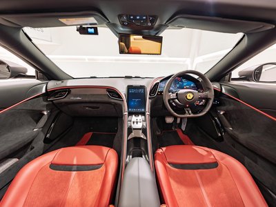 FERRARI ROMA SPIDER - 10