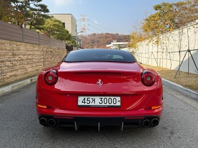 FERRARI CALIFORNIA - 2