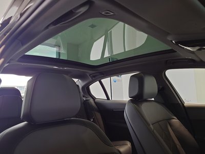 BMW 5 SERIES - 8