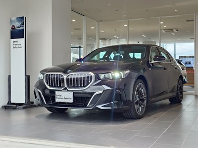 BMW 5 SERIES - 1