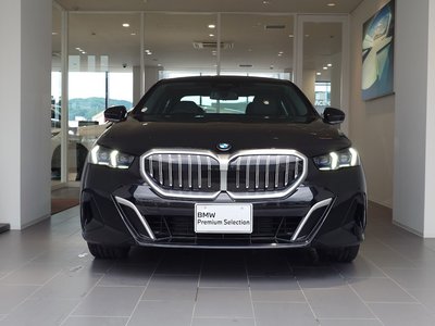 BMW 5 SERIES - 2
