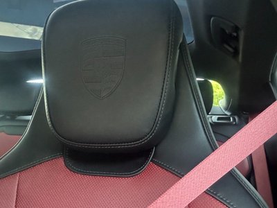 PORSCHE TAYCAN - 10