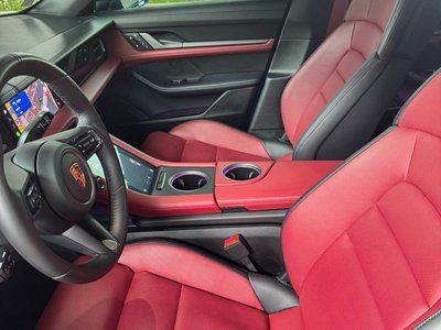 PORSCHE TAYCAN - 4