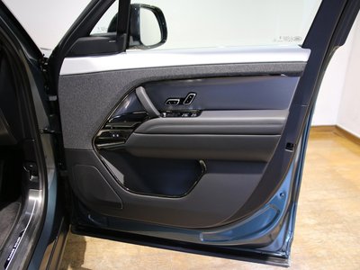 صورة مصغرة 12 لـ 2025 LAND Rover RANGE ROVER SPORT