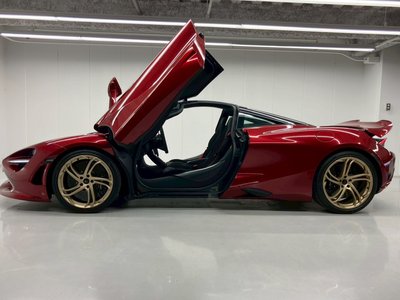 صورة 2 لـ 2025 Mclaren 750S