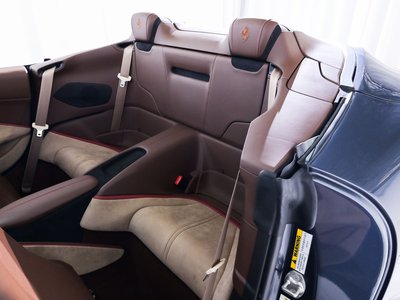 FERRARI ROMA SPIDER - 4