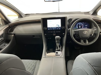 2025 Toyota ALPHARD 照片 3