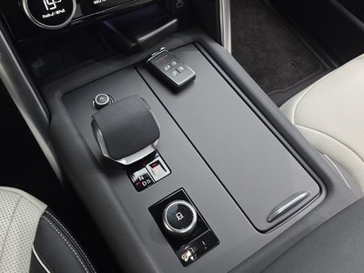 صورة مصغرة 18 لـ 2024 LAND Rover DISCOVERY