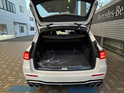 MERCEDES-BENZ E-CLASS AMG - 8