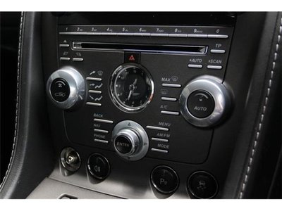 2013 Aston Martin V8 — миниатюра 15