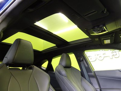 صورة 8 لـ 2023 Lexus NX