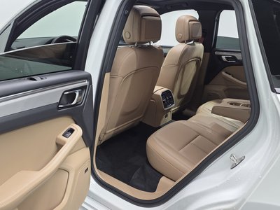 صورة مصغرة 18 لـ 2023 Porsche MACAN