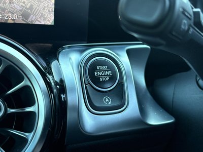 2021 Mercedes-BENZ GLB AMG — миниатюра 38