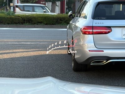 2021 Mercedes-BENZ GLB AMG — миниатюра 76
