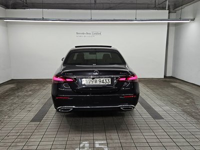 MERCEDES-BENZ E-CLASS - 3