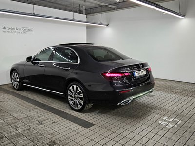 MERCEDES-BENZ E-CLASS - 5