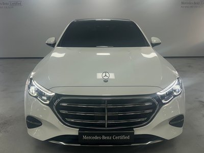 MERCEDES-BENZ E-CLASS - 2