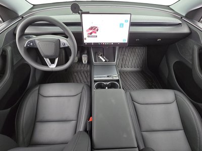 2025 Tesla MODEL Y photo 5