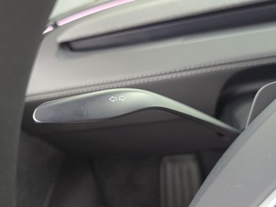 2025 Tesla MODEL Y thumbnail 30