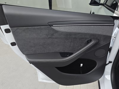 2025 Tesla MODEL Y thumbnail 15