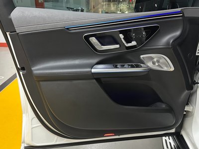 2024 Mercedes-BENZ EQE — миниатюра 11