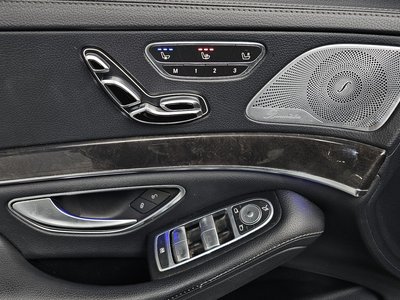 2016 Mercedes-BENZ S-CLASS thumbnail 18