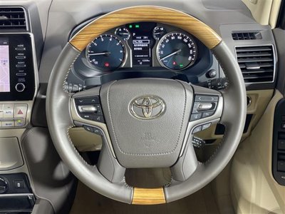 2023 Toyota LAND CRUISER PRADO 缩略图 12