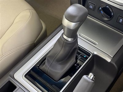 2023 Toyota LAND CRUISER PRADO 缩略图 19