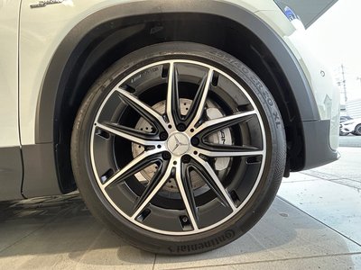 MERCEDES-BENZ GLB AMG - 10