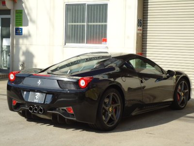 FERRARI 458 ITALIA - 8