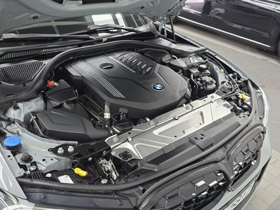 2024 BMW 3 SERIES photo 7