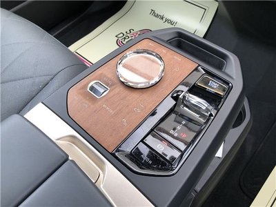 صورة مصغرة 26 لـ 2023 BMW IX
