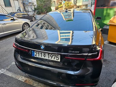 BMW 7 SERIES - 2