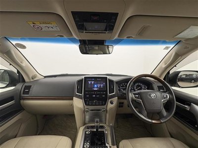 صورة 2 لـ 2018 Toyota LAND CRUISER 200