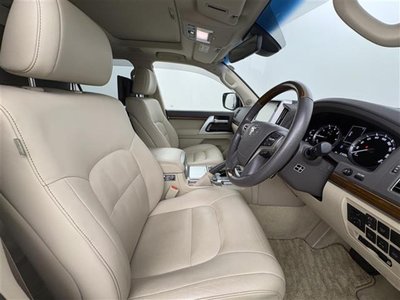 صورة مصغرة 14 لـ 2018 Toyota LAND CRUISER 200
