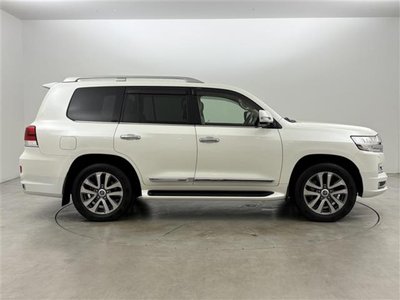 صورة مصغرة 38 لـ 2018 Toyota LAND CRUISER 200