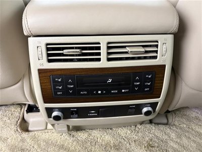 صورة مصغرة 30 لـ 2018 Toyota LAND CRUISER 200