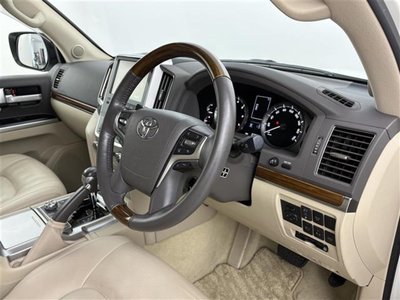 صورة مصغرة 23 لـ 2018 Toyota LAND CRUISER 200