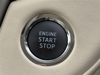 صورة مصغرة 21 لـ 2018 Toyota LAND CRUISER 200
