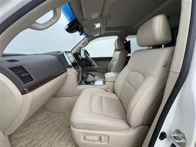 صورة مصغرة 34 لـ 2018 Toyota LAND CRUISER 200