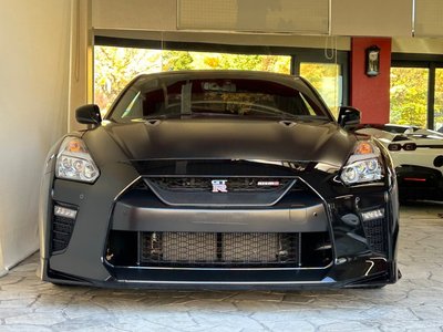 NISSAN GT-R - 2
