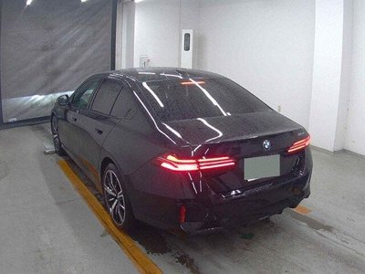 BMW 5 SERIES - 2