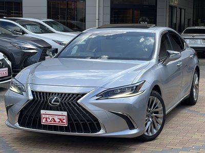 صورة 1 لـ 2023 Lexus ES