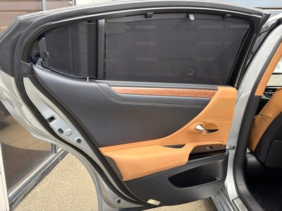 صورة مصغرة 35 لـ 2023 Lexus ES