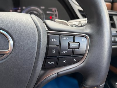 صورة مصغرة 48 لـ 2023 Lexus ES