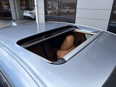 صورة مصغرة 24 لـ 2023 Lexus ES